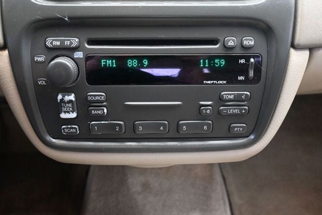 2004 Cadillac DeVille Base