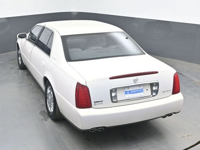 2004 Cadillac DeVille Base