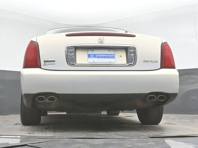 2004 Cadillac DeVille Base