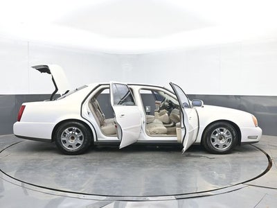 2004 Cadillac DeVille Base