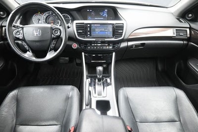 2017 Honda Accord EX-L w/Navigation and Honda Sensing