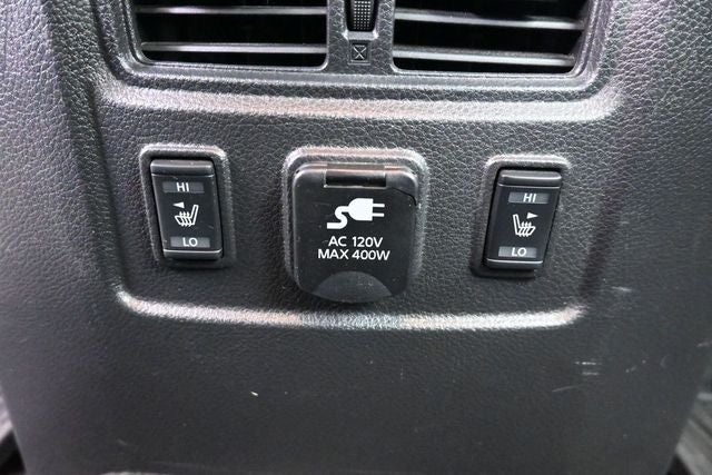 2017 Nissan Titan Platinum Reserve