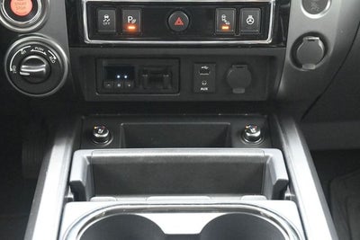 2017 Nissan Titan Platinum Reserve