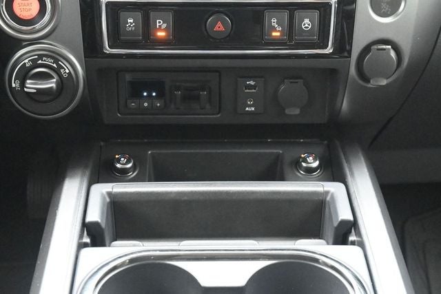 2017 Nissan Titan Platinum Reserve