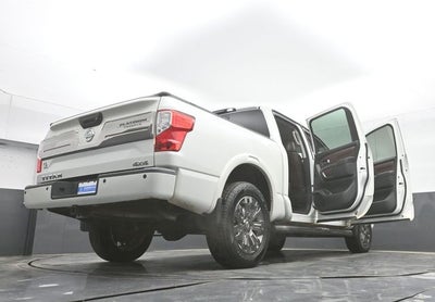 2017 Nissan Titan Platinum Reserve