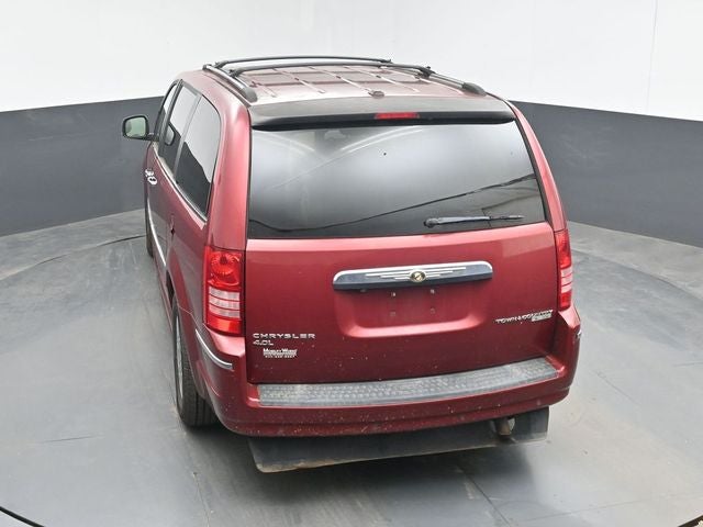 2010 Chrysler Town & Country Limited