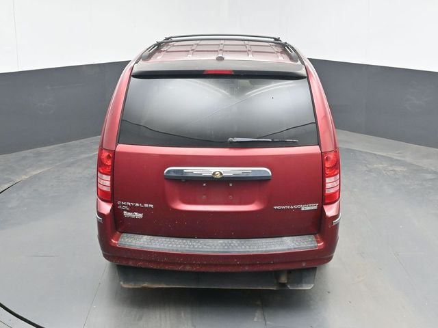 2010 Chrysler Town & Country Limited