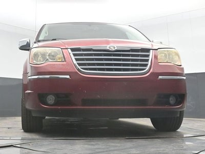 2010 Chrysler Town & Country Limited