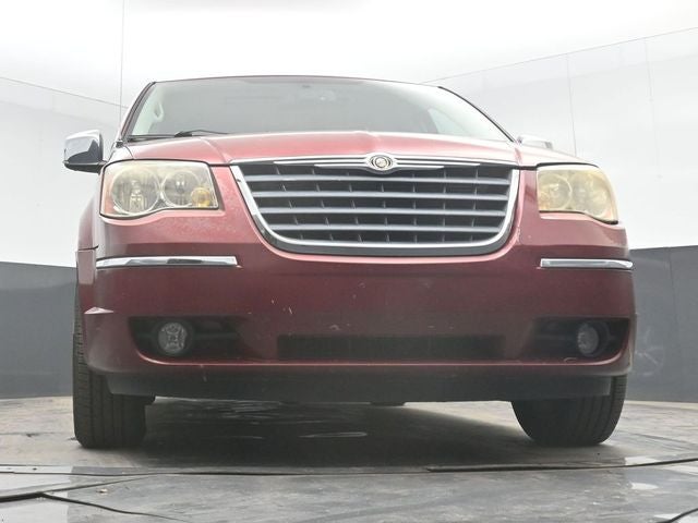 2010 Chrysler Town & Country Limited