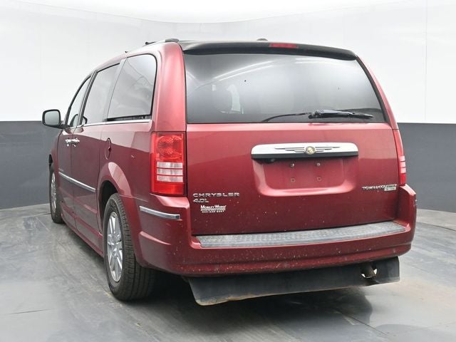 2010 Chrysler Town & Country Limited