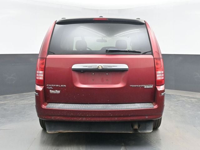 2010 Chrysler Town & Country Limited