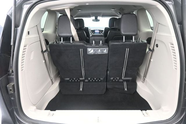 2017 Chrysler Pacifica Touring L Plus
