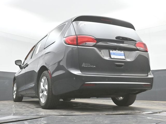 2017 Chrysler Pacifica Touring L Plus