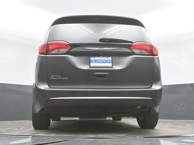 2017 Chrysler Pacifica Touring L Plus