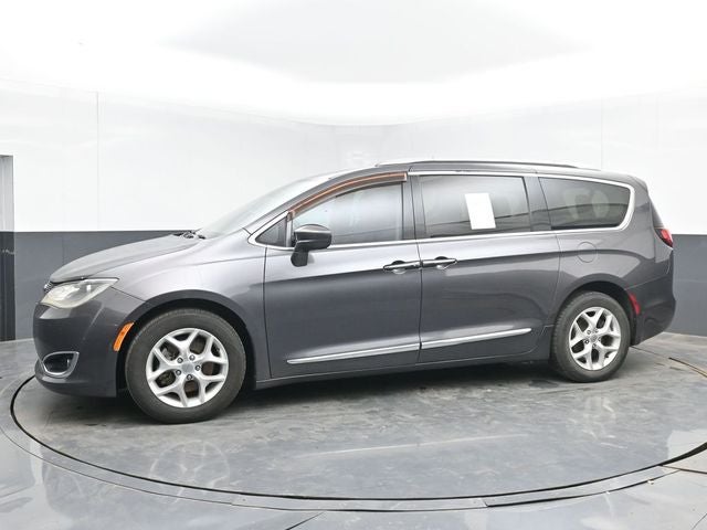 2017 Chrysler Pacifica Touring L Plus
