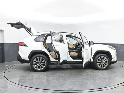 2019 Toyota RAV4 XLE Premium