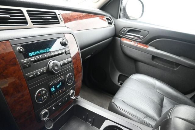 2013 Chevrolet Black Diamond Avalanche LT