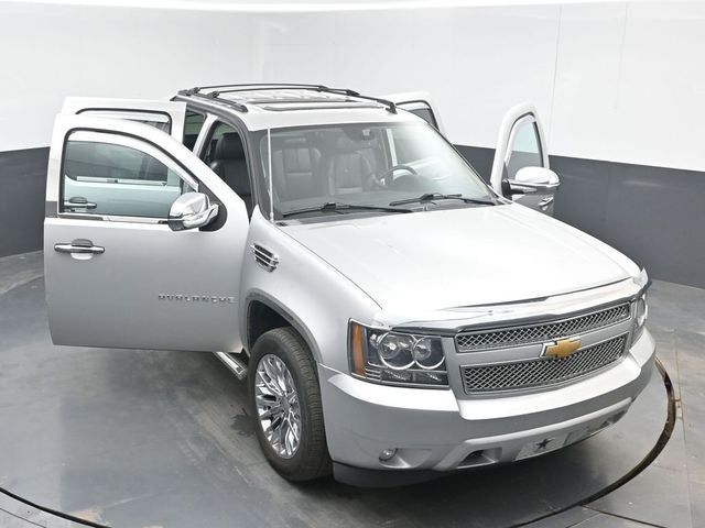 2013 Chevrolet Black Diamond Avalanche LT