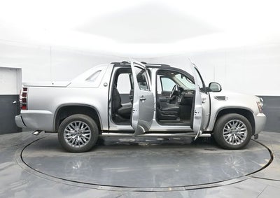 2013 Chevrolet Black Diamond Avalanche LT