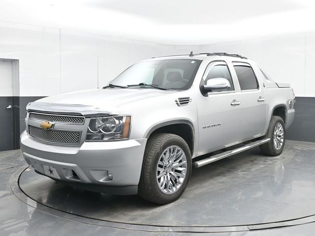2013 Chevrolet Black Diamond Avalanche LT