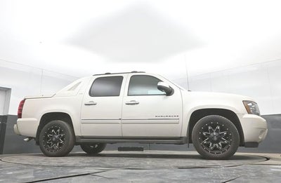 2012 Chevrolet Avalanche LTZ
