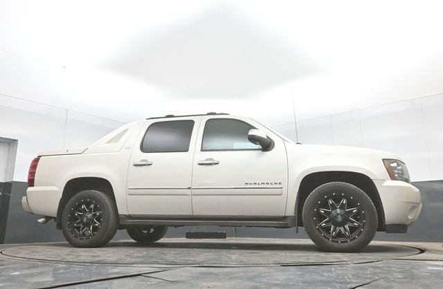 2012 Chevrolet Avalanche LTZ