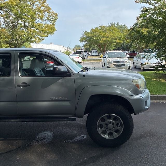 2015 Toyota Tacoma Base V6