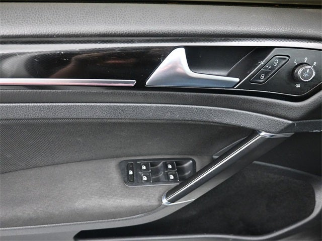 2017 Volkswagen Golf GTI S