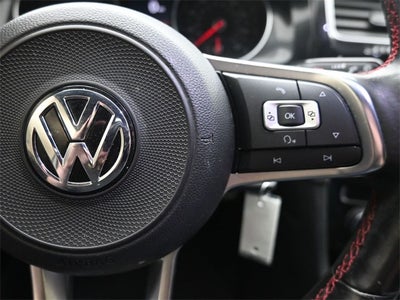 2017 Volkswagen Golf GTI S