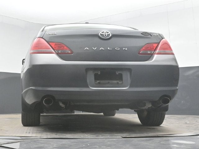 2010 Toyota Avalon XLS
