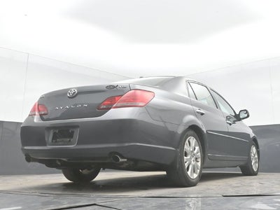 2010 Toyota Avalon XLS