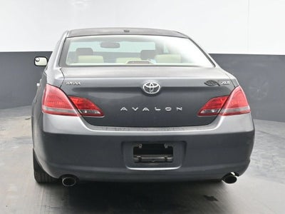 2010 Toyota Avalon XLS