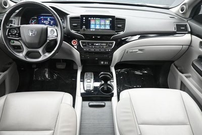 2022 Honda Pilot Touring 7 Passenger