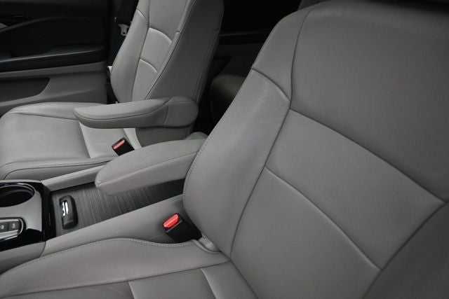 2022 Honda Pilot Touring 8 Passenger