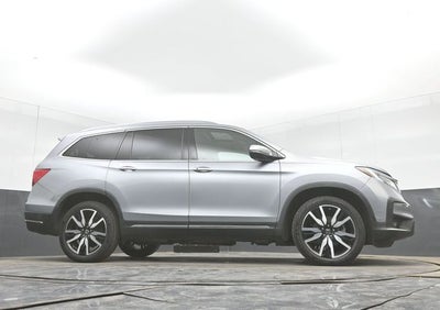 2022 Honda Pilot Touring 8 Passenger