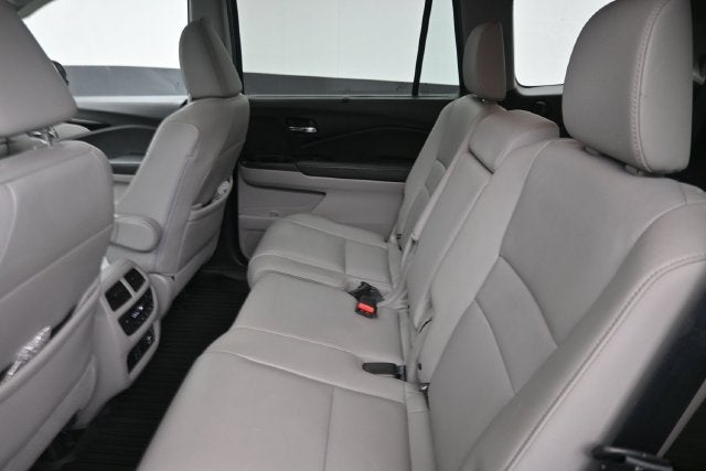 2019 Honda Pilot Touring 8 Passenger