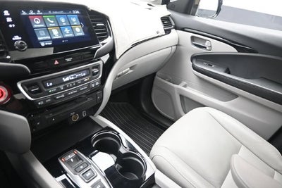2019 Honda Pilot Touring 8 Passenger