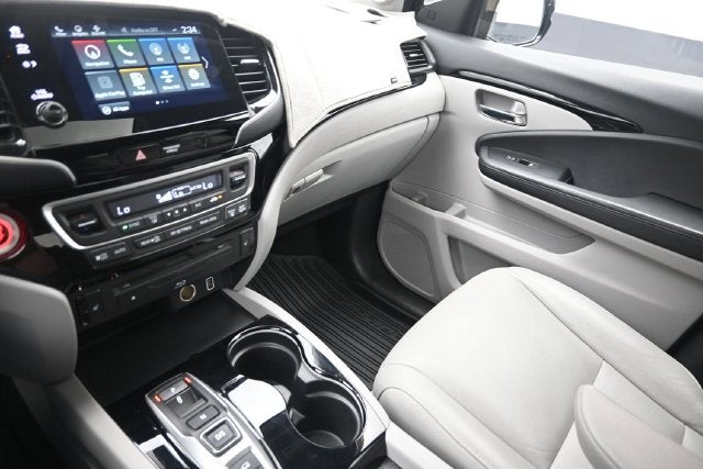 2019 Honda Pilot Touring 8 Passenger