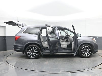 2019 Honda Pilot Touring 8 Passenger