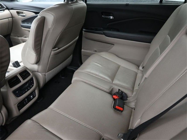 2020 Honda Pilot Touring 8 Passenger