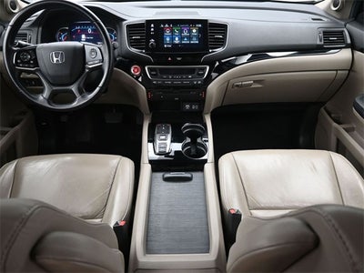 2020 Honda Pilot Touring 8 Passenger