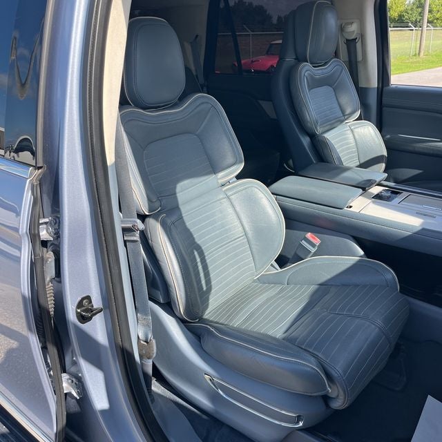 2018 Lincoln Navigator Black Label