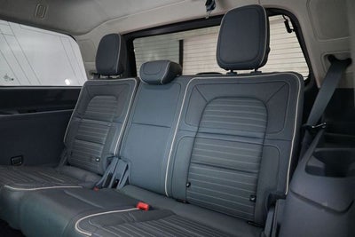 2018 Lincoln Navigator Black Label