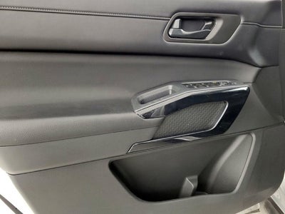 2024 Nissan Pathfinder S