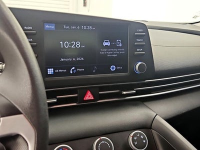 2022 Hyundai Elantra SE