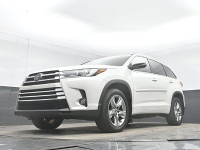2017 Toyota Highlander Limited
