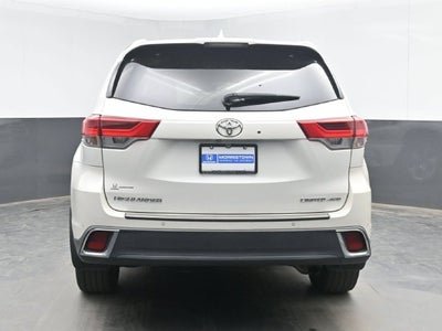 2017 Toyota Highlander Limited