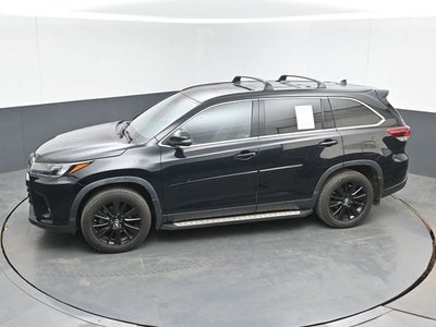 2019 Toyota Highlander SE