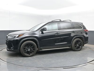 2019 Toyota Highlander SE