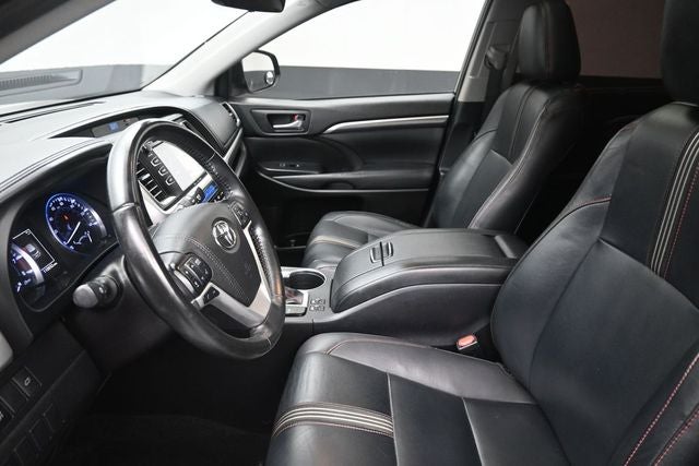 2019 Toyota Highlander Base
